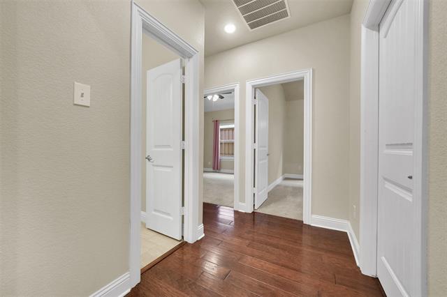 Building Photo - 5805 Zinnia Dr