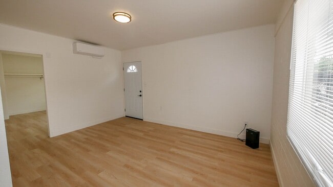 Building Photo - OPEN HOUSE, SAT., AUG. 30th from 11 - 11:3...