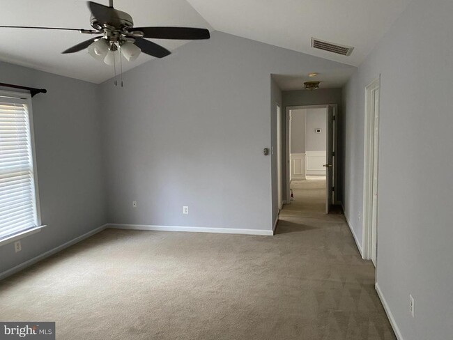 Building Photo - 14075 Wellman Ct