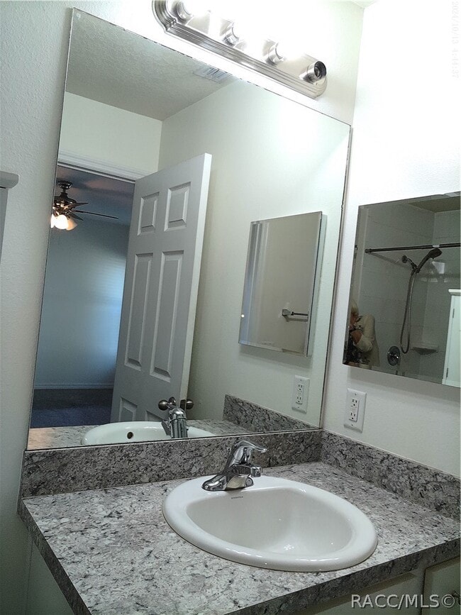 Building Photo - 137 N Independence Hwy