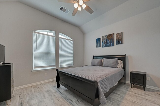 Building Photo - 15315 Bellfield Grv Dr