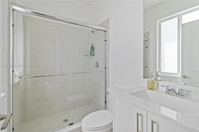 Building Photo - 760 SE 13th Ct