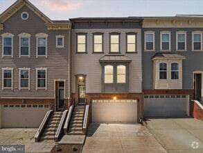 Building Photo - 422 Indigo Way