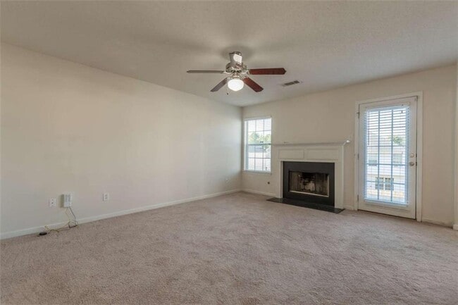 Building Photo - 1850 Lily Stem Trail NE