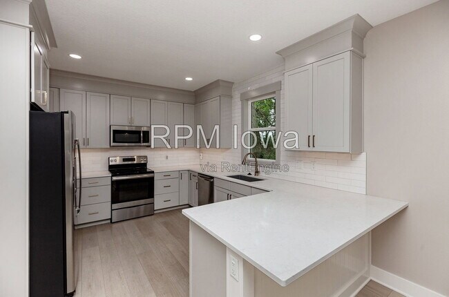 Building Photo - 14440 Briarwood Ln