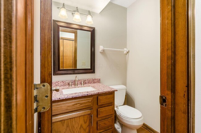 Building Photo - 4841 Dierker Rd