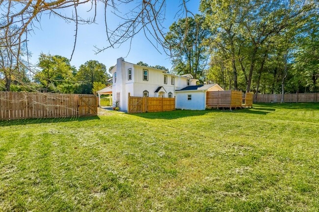 Building Photo - 103 S Germantown Rd