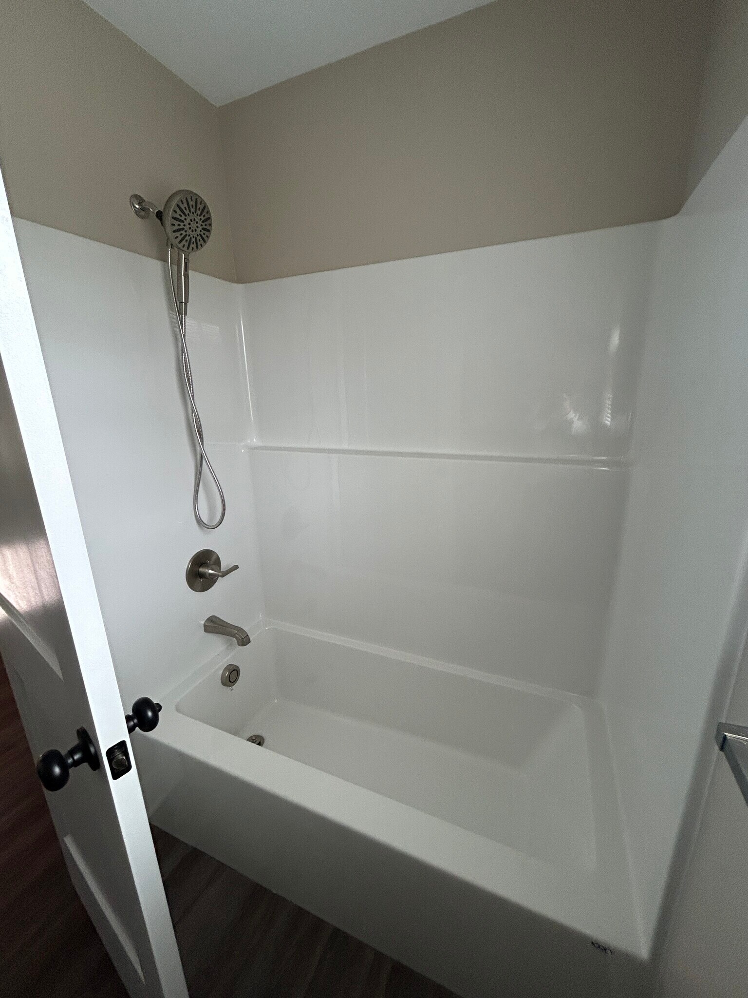 Building Photo - 2925 S Wilson Rd