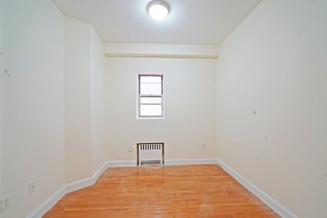 Building Photo - 57 Sip Ave