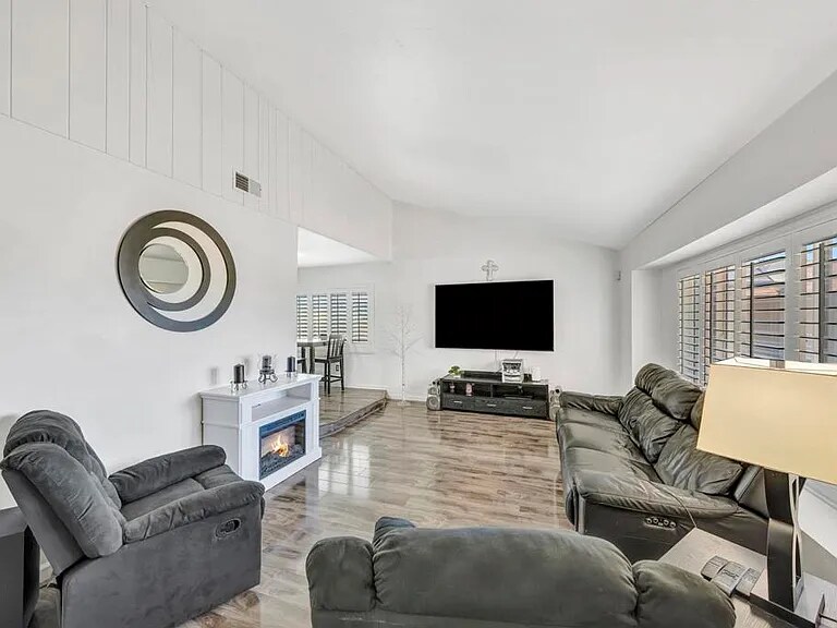 Building Photo - 3727 Byrd St