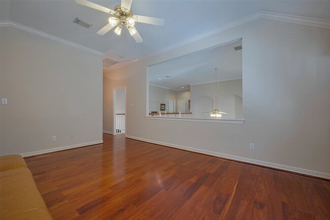 Building Photo - 4707 Gladesdale Park Ln
