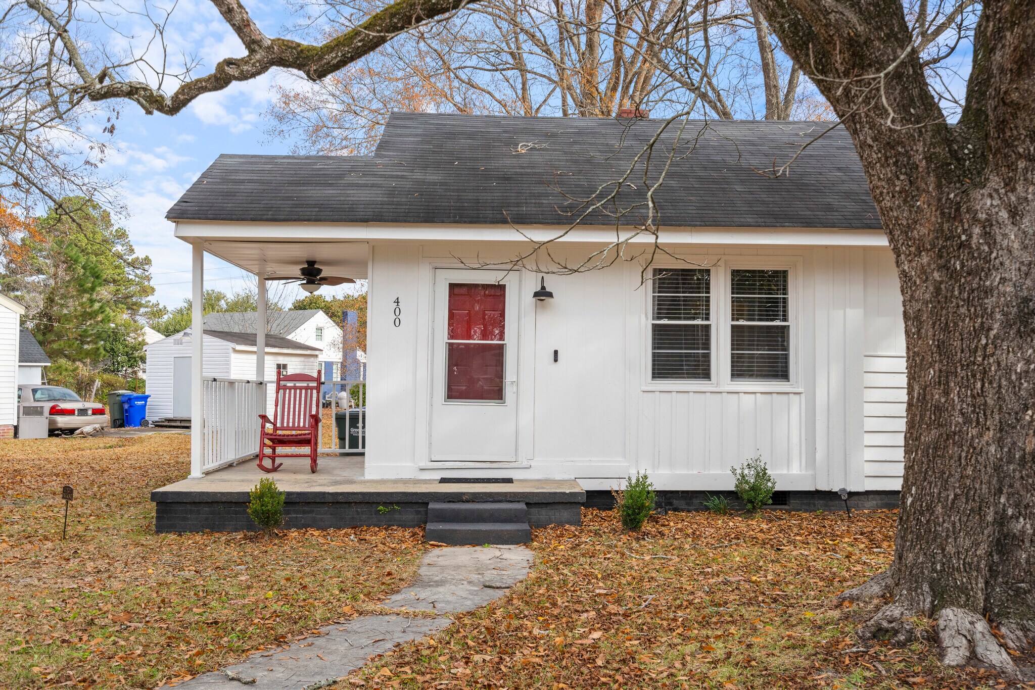 Building Photo - 400 Arbor St