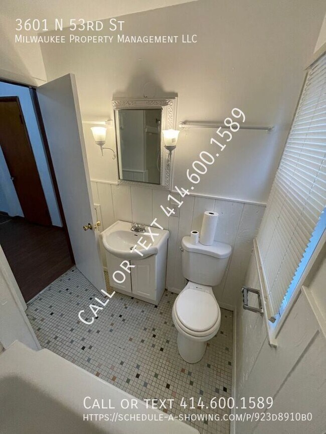 Building Photo - 3601 N 53rd St
