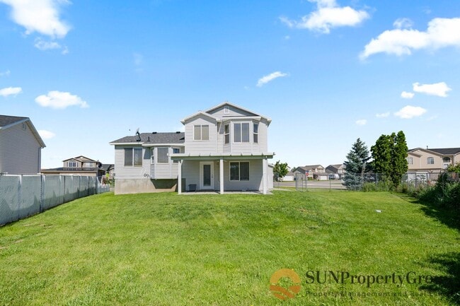 Building Photo - 5458 S 4250 W