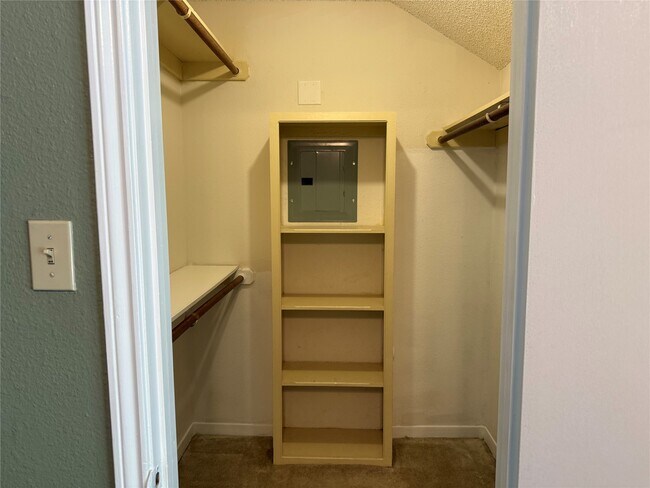 Building Photo - 8579 Sands Point Dr
