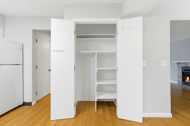 Building Photo - 2688 Bellwood Ave