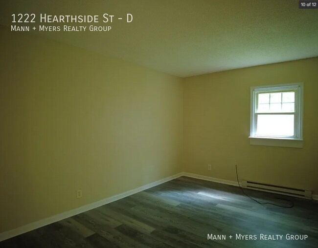 Building Photo - 1222 Hearthside St