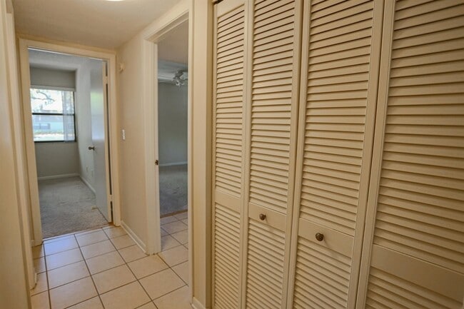 Building Photo - 40 Andalusia Ct