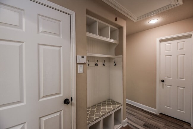 Building Photo - 10523 Texas Sage Way