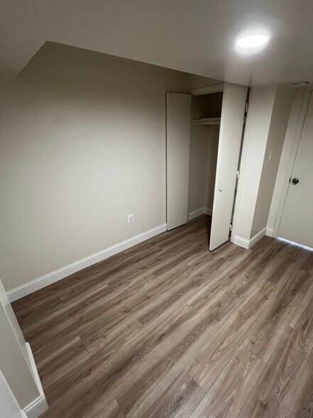 Building Photo - 5407 Quintana St