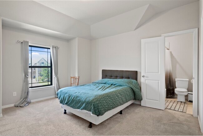 Building Photo - 29015 Laurel Grove Ln