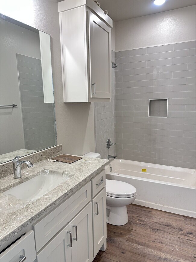 Building Photo - Charming 3-Bed, 2-Bath Home on Albany Ave – Spacious 1488 Sq Ft in Lubbock!