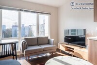 Building Photo - 10333 Main St