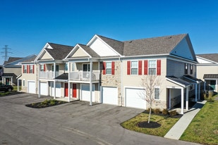 The building exterior - The Square at Latham Park