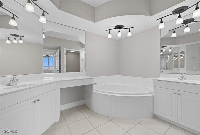 Building Photo - 12601 Mastique Beach Blvd