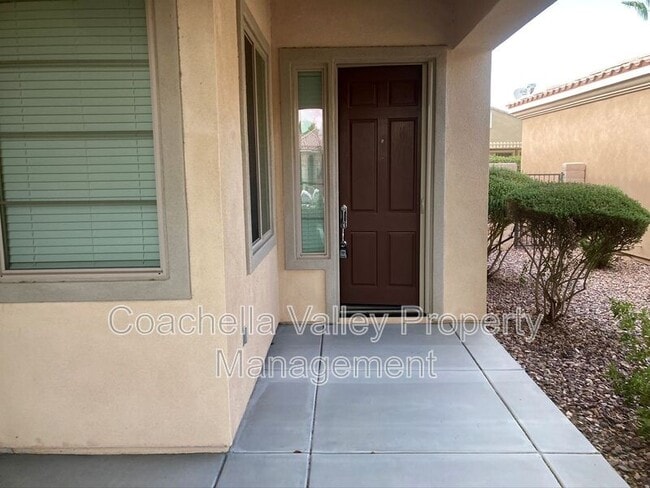 Building Photo - 81682 Avenida Alturas