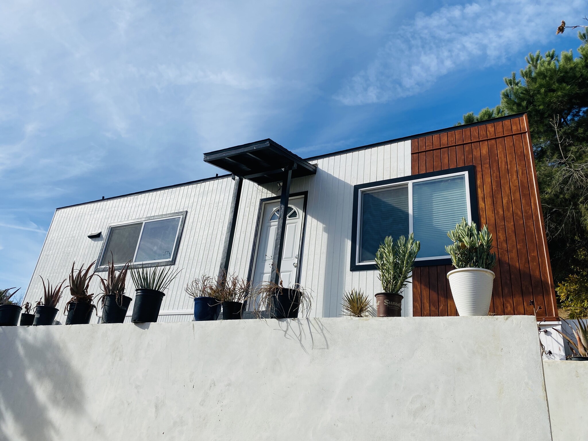 Building Photo - 2715 Alta St