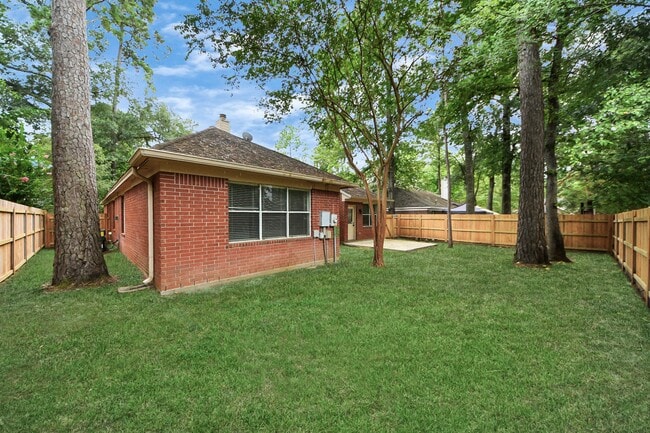 Building Photo - 42 S Lace Arbor Dr