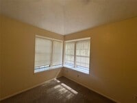 Building Photo - 20507 Broughwood Cir