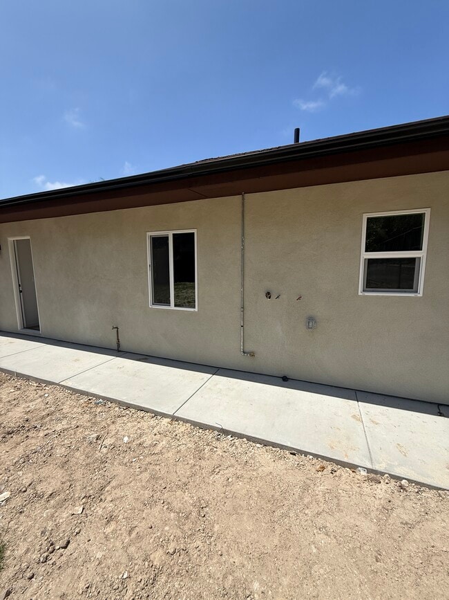 Building Photo - 4293 College Ave