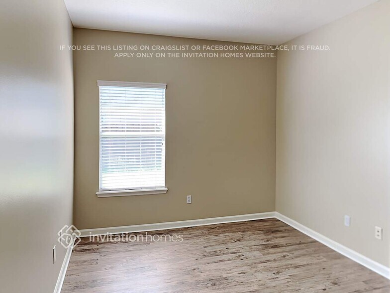 Building Photo - 1322 Ivyhedge Ave