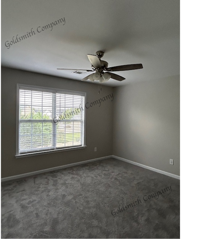 Building Photo - 409 Rio Grande Pl