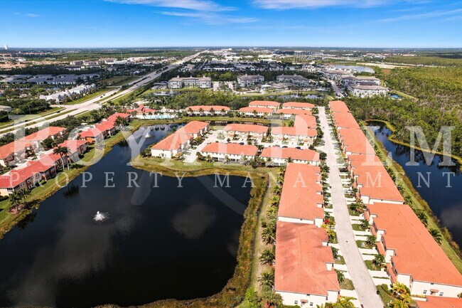 Building Photo - 8895 Via Isola Court