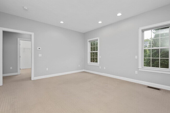 Building Photo - 1 Neff Dr