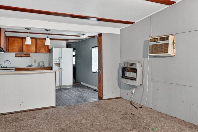 Building Photo - 1305 Ridge Cir