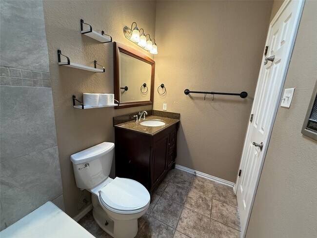 Building Photo - 8220 Lara Ln