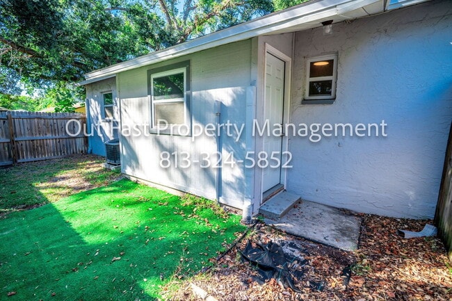 Building Photo - 430 3rd Ave