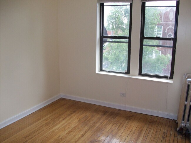 Building Photo - 8057-59 S Marshfield Chicago, IL 60620