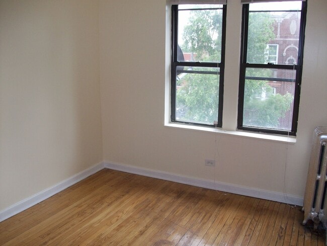Building Photo - 8057 S Marshfield