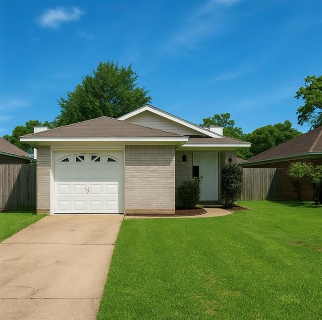 Primary Photo - 11822 Westwold Dr