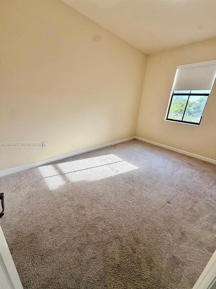 Building Photo - 8965 NW 98th Ave