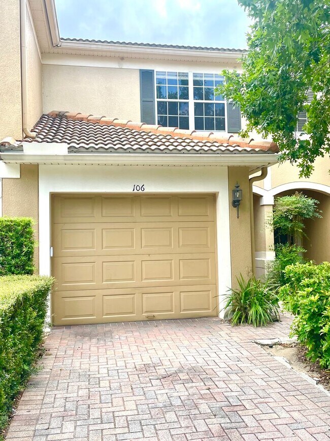 Primary Photo - $1,690 2 BED / 2.5 BATH - 2 Story Townhouse