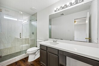 Building Photo - 919 Yorkshire Hollow Ln