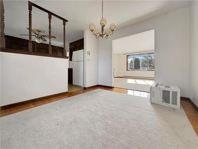 Building Photo - 3722 Hecktown Rd