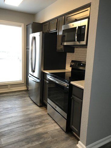 Building Photo - 4200 Watson St