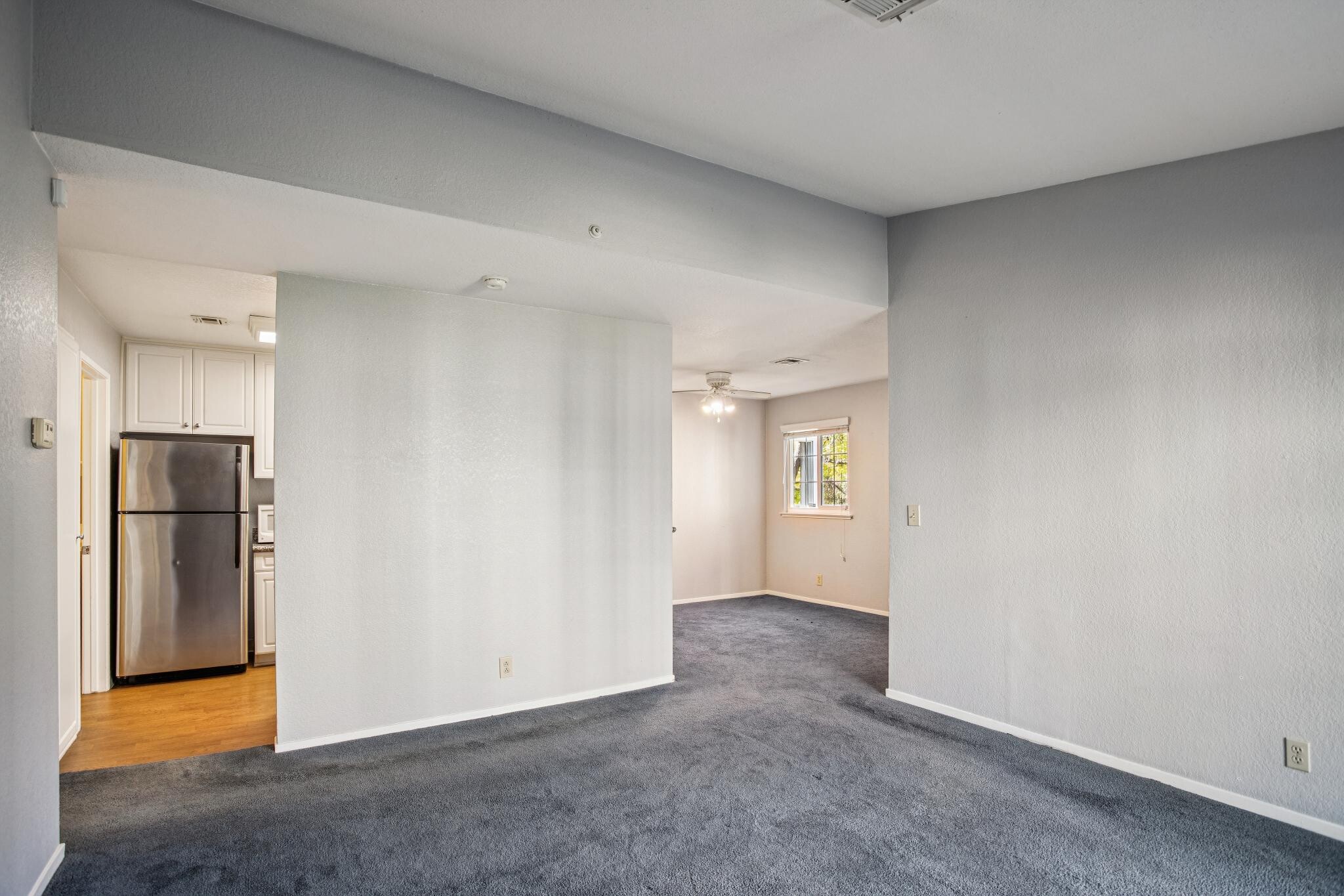Building Photo - 600 Canyon Oaks Dr